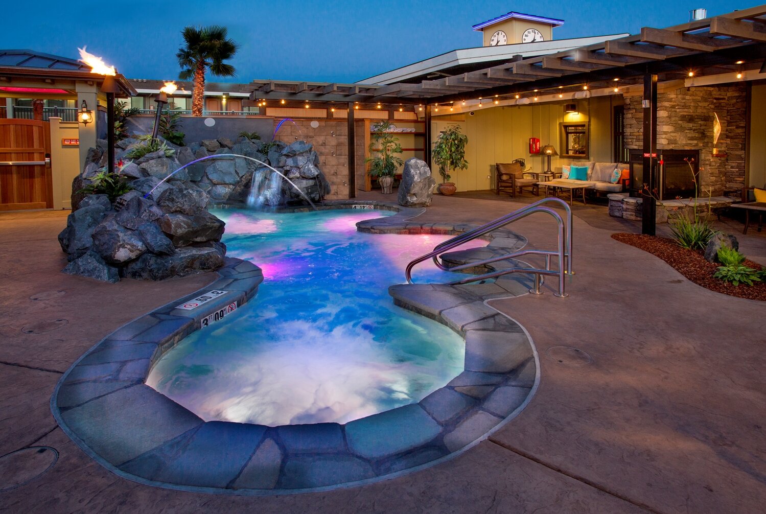 Фото Best Western Plus Humboldt Bay Inn