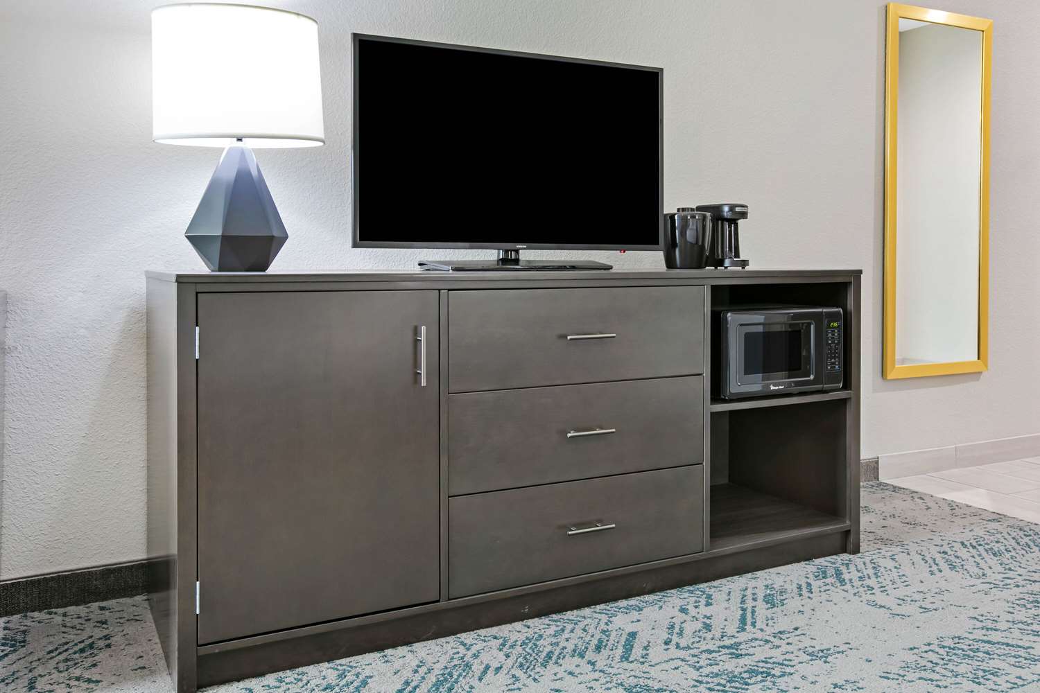 Фото La Quinta Inn & Suites by Wyndham Dfw West-Glade Parks