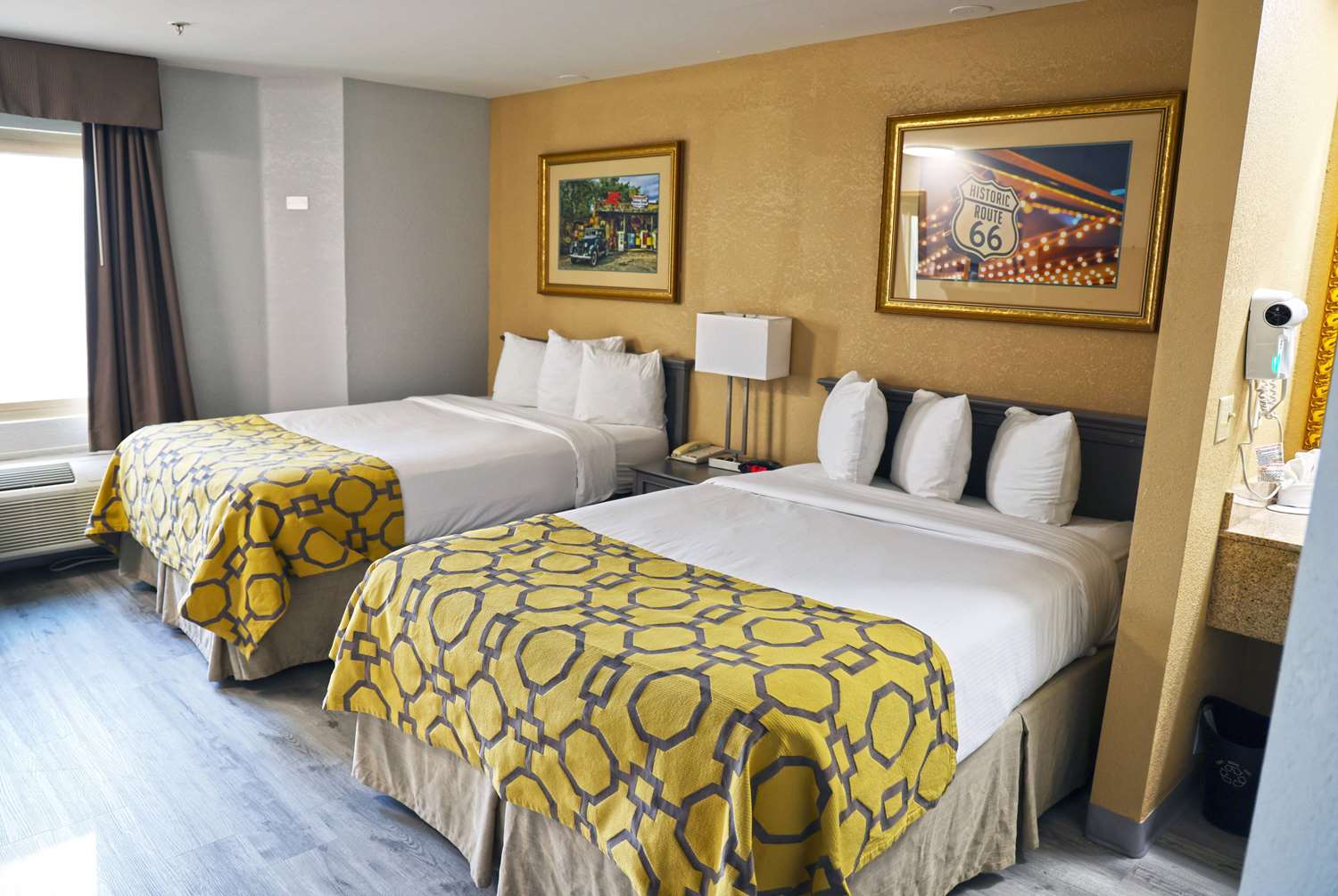 Фото Baymont by Wyndham Barstow Historic Route 66