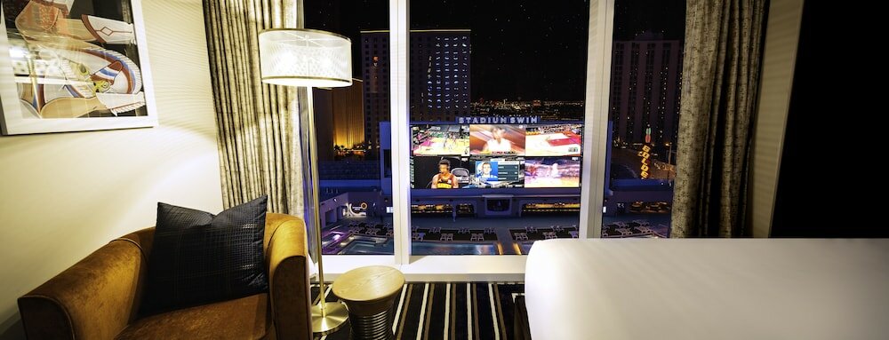 Фото Circa Resort & Casino