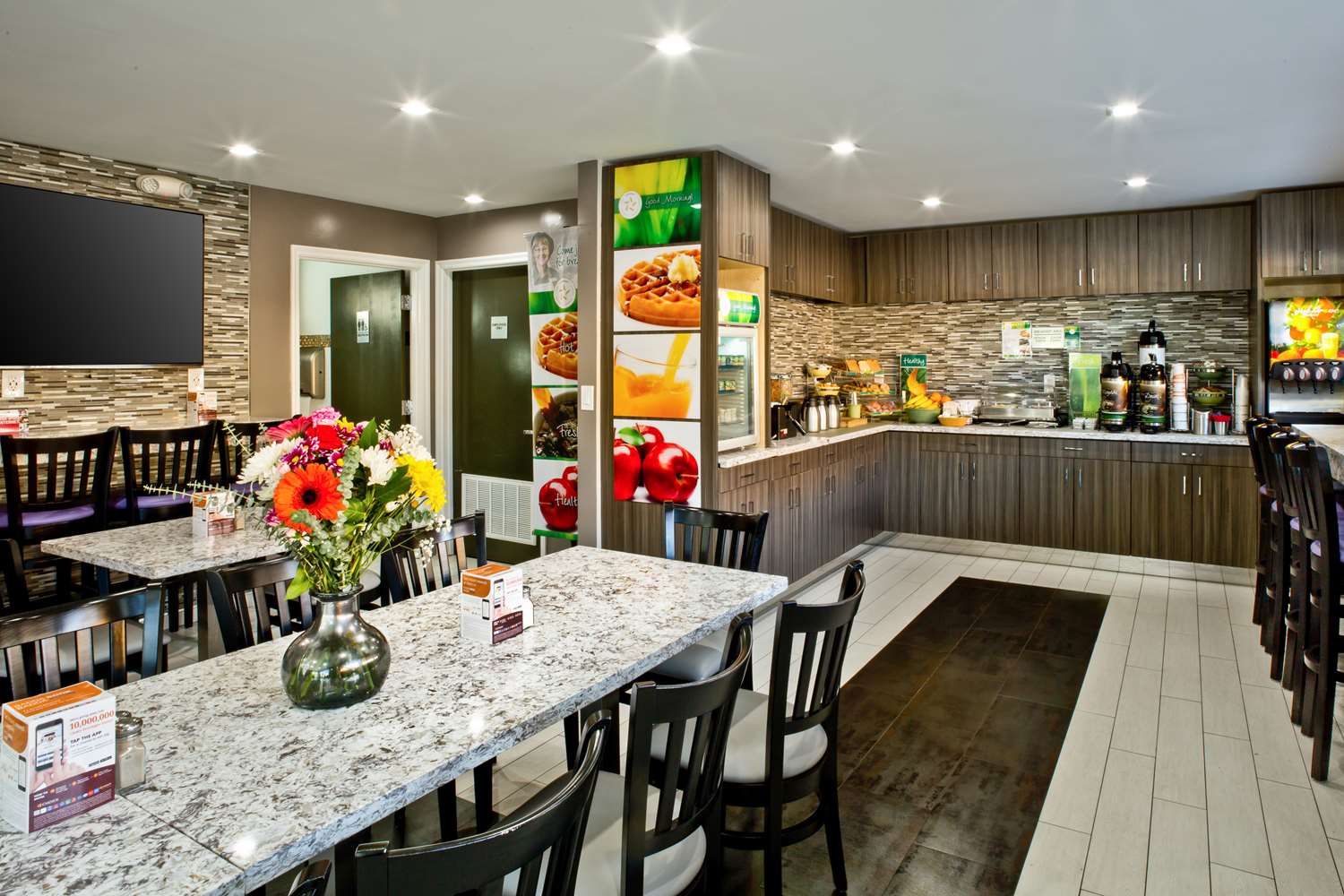 Фото Quality Inn Hayward