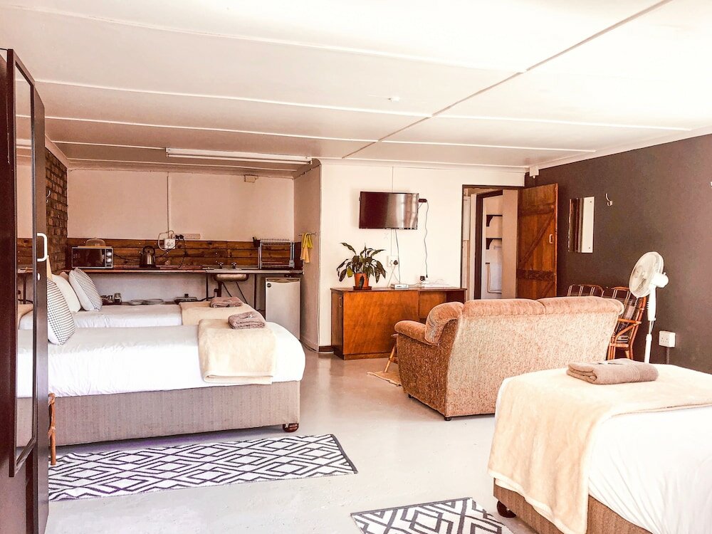 Фото Selborne Bed and Breakfast