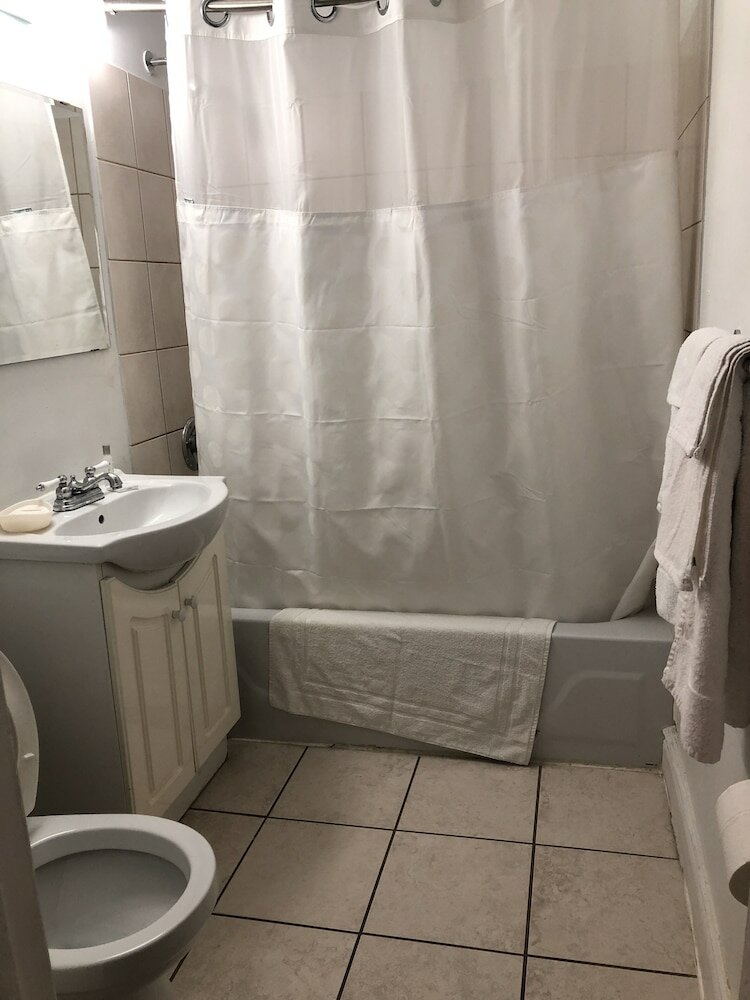 Фото London Residency Inn