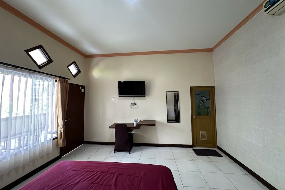 Фото Taxa Hotel
