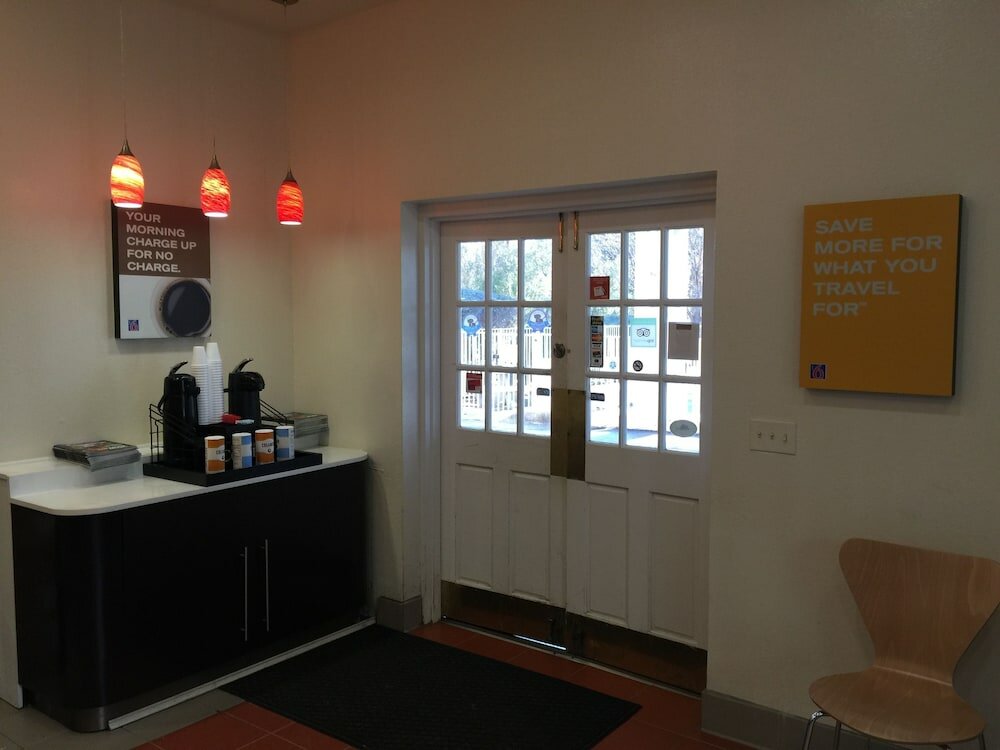 Фото Motel 6 Raleigh, Nc - Cary