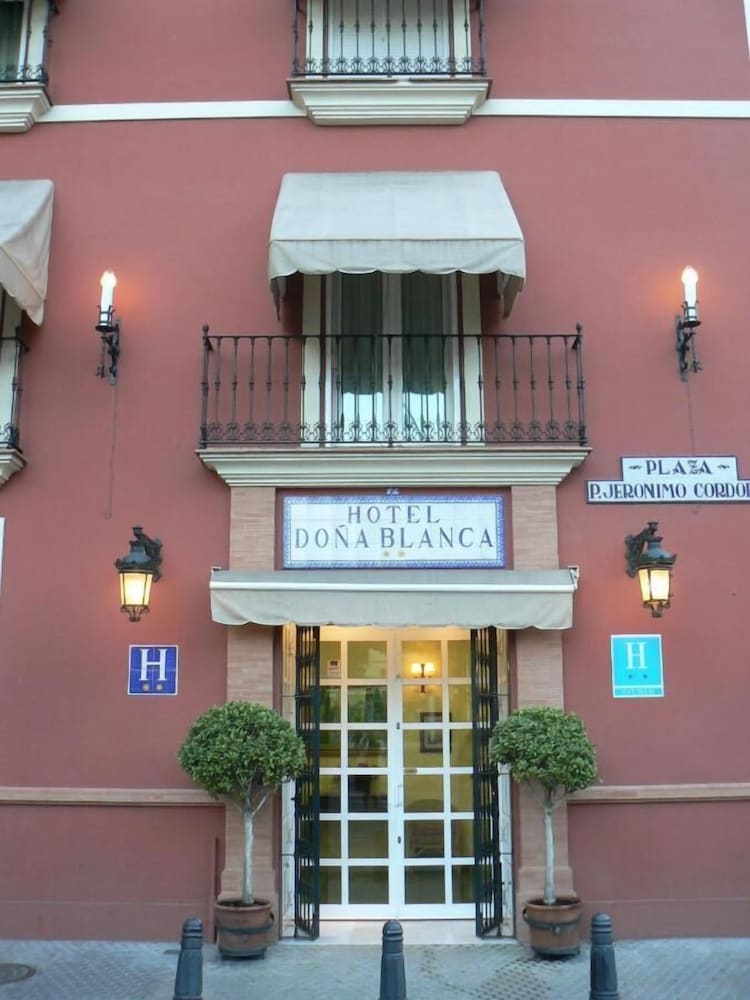 Фото Hotel Doña Blanca