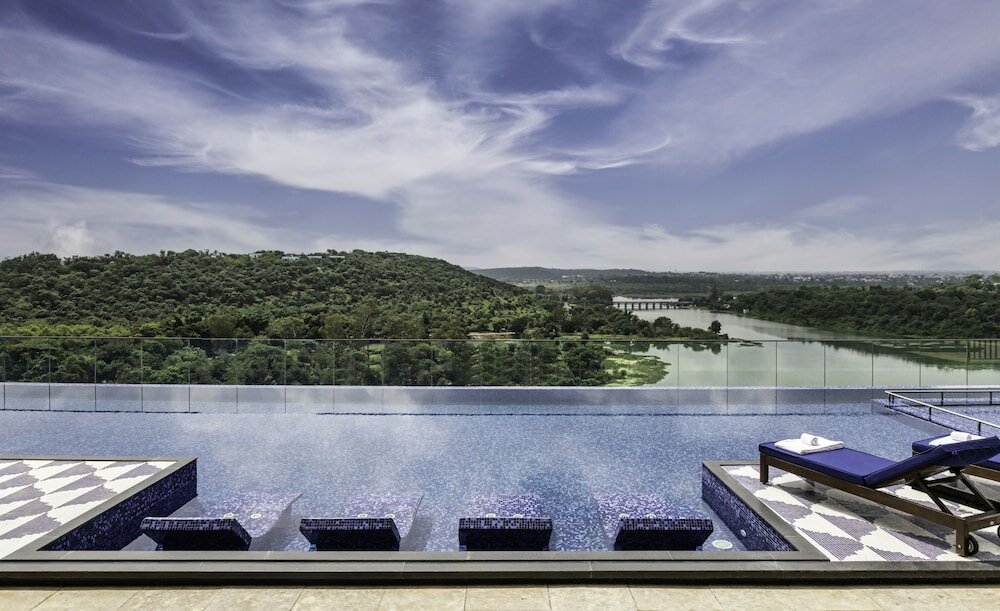 Фото Taj Lakefront Bhopal