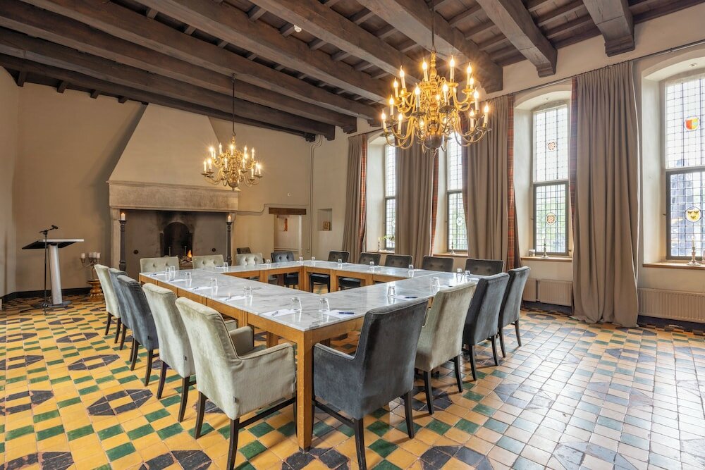 Фото Fletcher Hotel-Restaurant Kasteel Coevorden