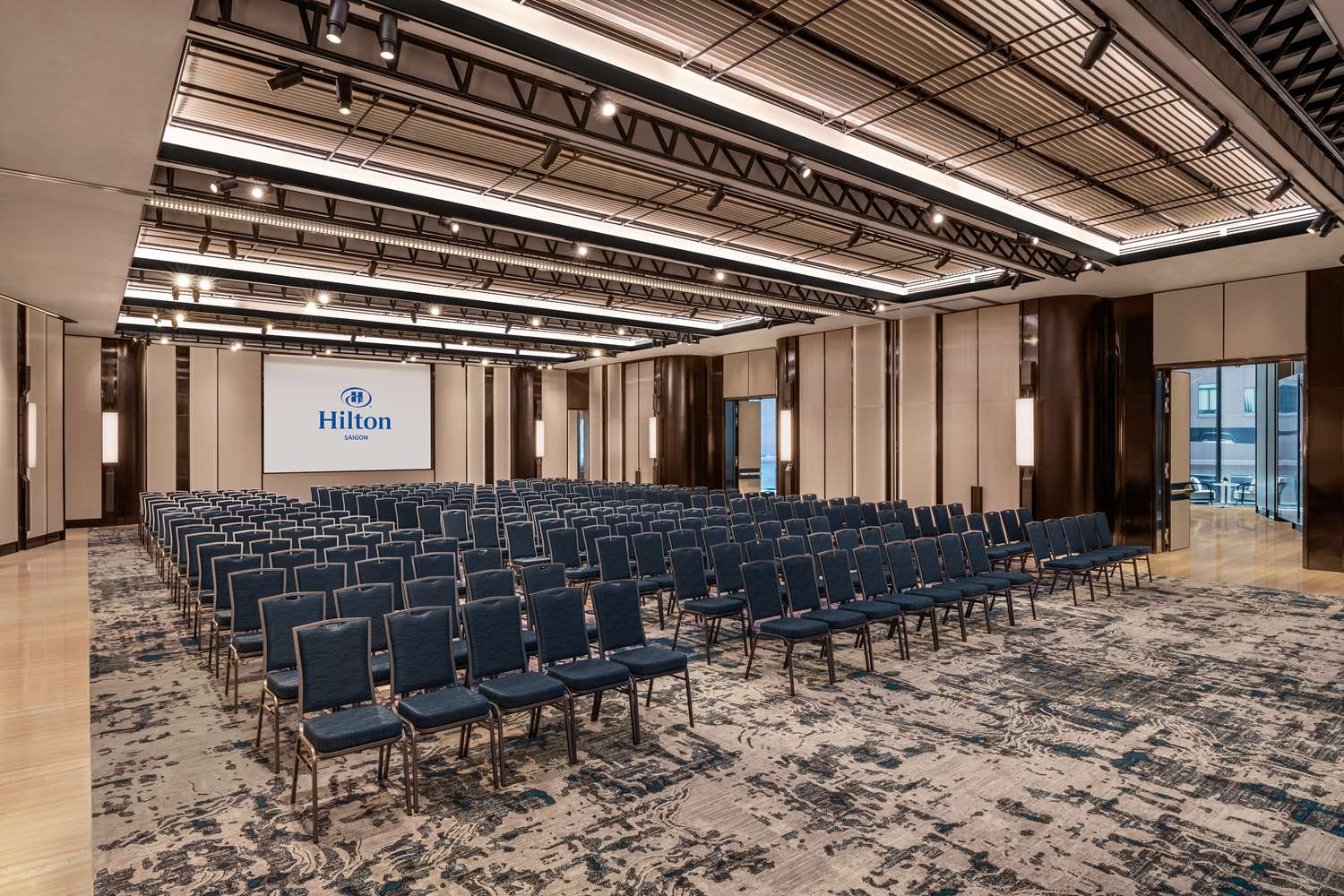 Фото Hilton Saigon