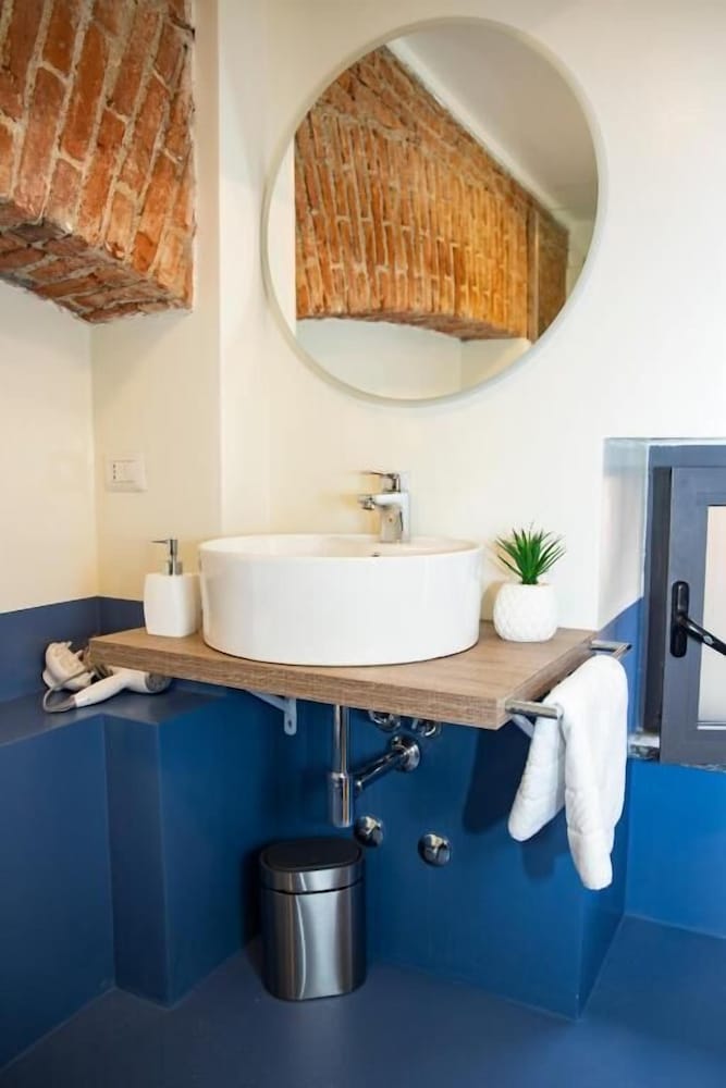 Фото Easy Milano Apartment Navigli