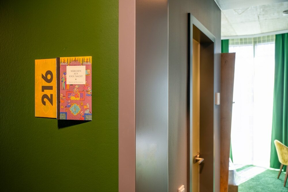 Фото 99790630202