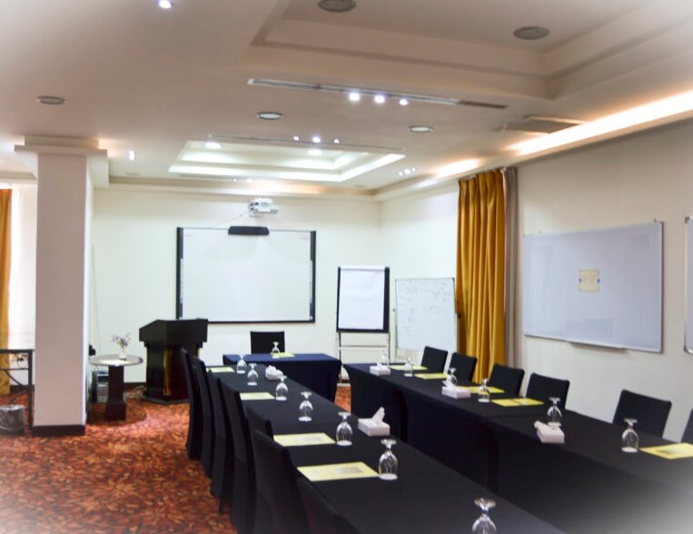 Фото Arena Hotel by Trend