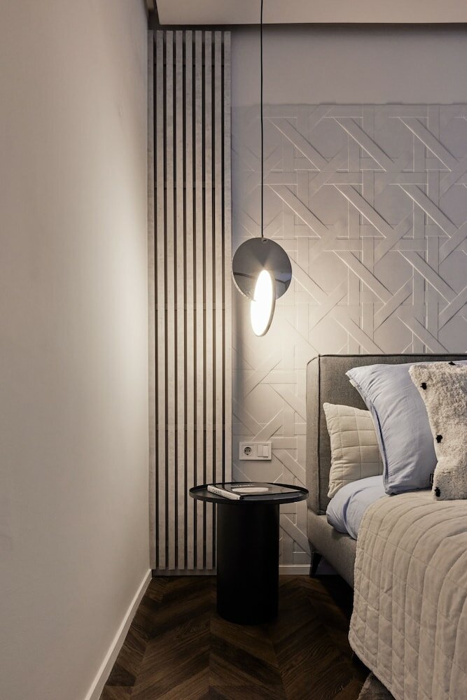 Фото The Amberlyn Suite Hotel