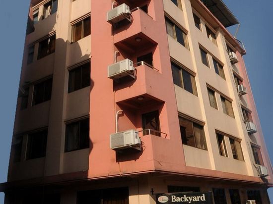 Фото Backyard Hotel