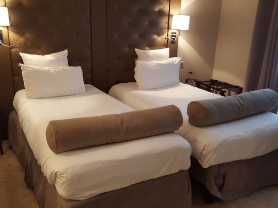 Фото Saint Cyr Etoile