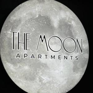 Фото Отель The Moon Apartments