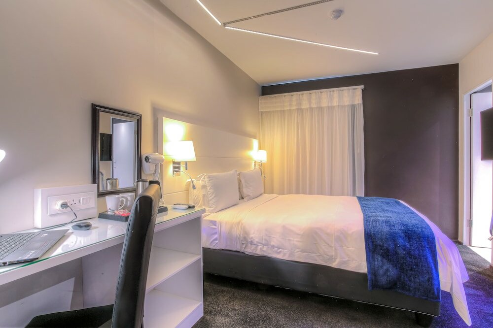 Фото Signature Lux Hotel, by Onomo