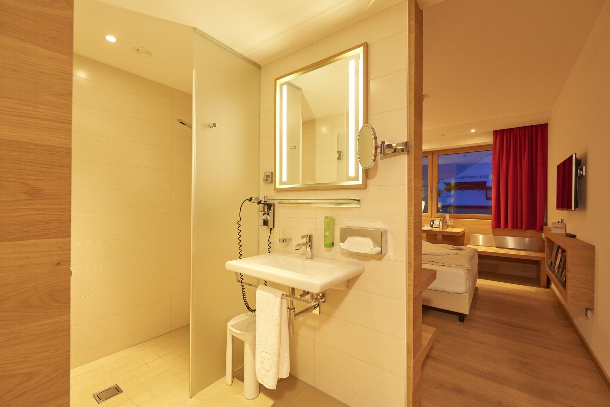 Фото Hotel Asam