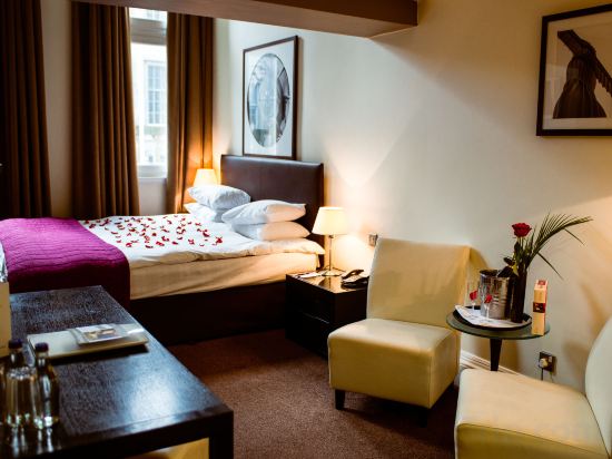 Фото Grey Street Hotel