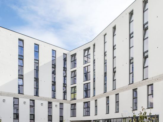 Фото Destiny Student Holyrood - Campus Accommodation