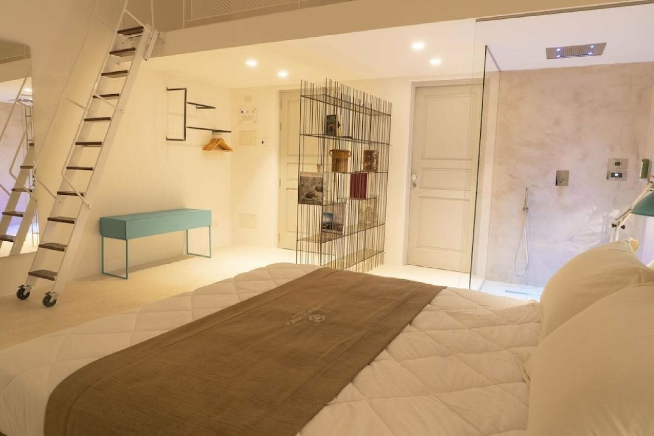 Фото Donna Domenica Boutique Suites