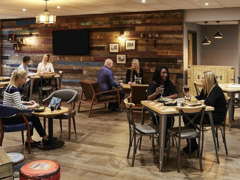 Фото Novotel Wolverhampton