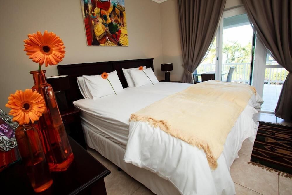 Фото Seaview Manor Exquisite Bed & Breakfast