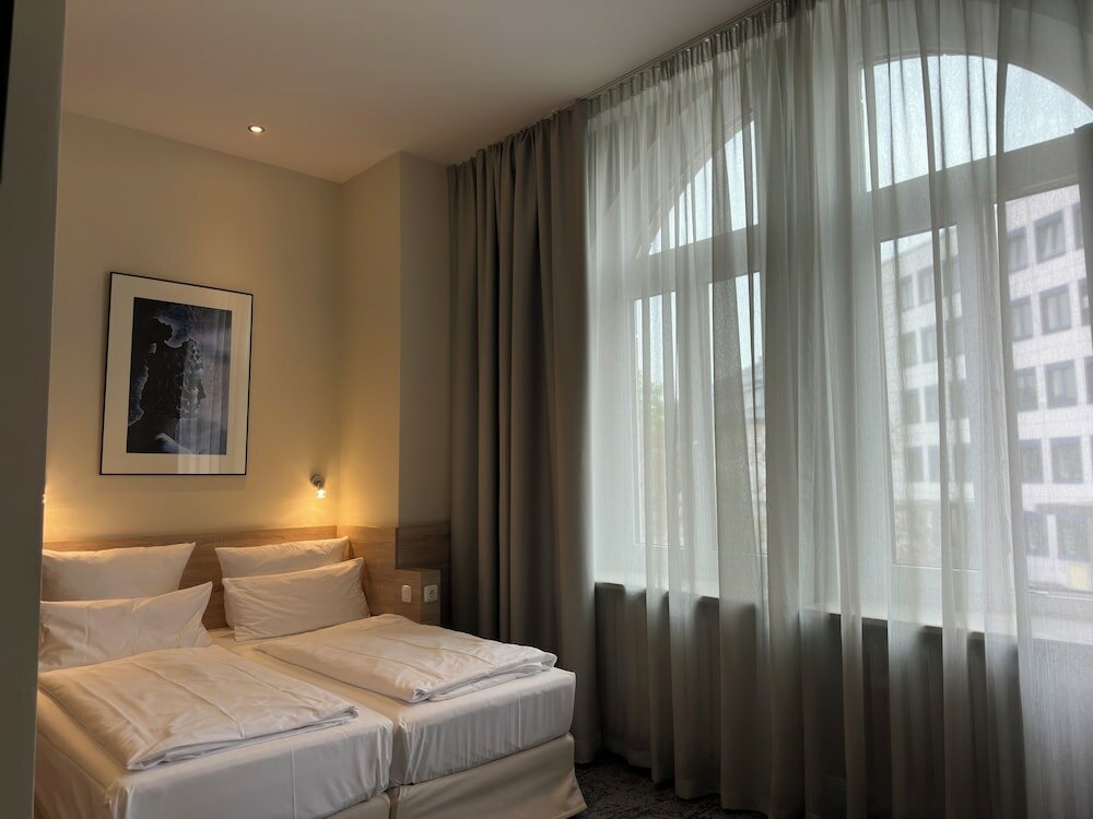 Фото Hotel Central