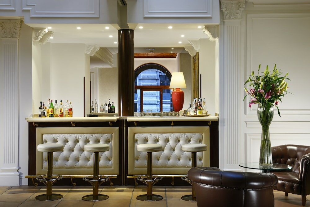 Фото Hotel Pierre Milano