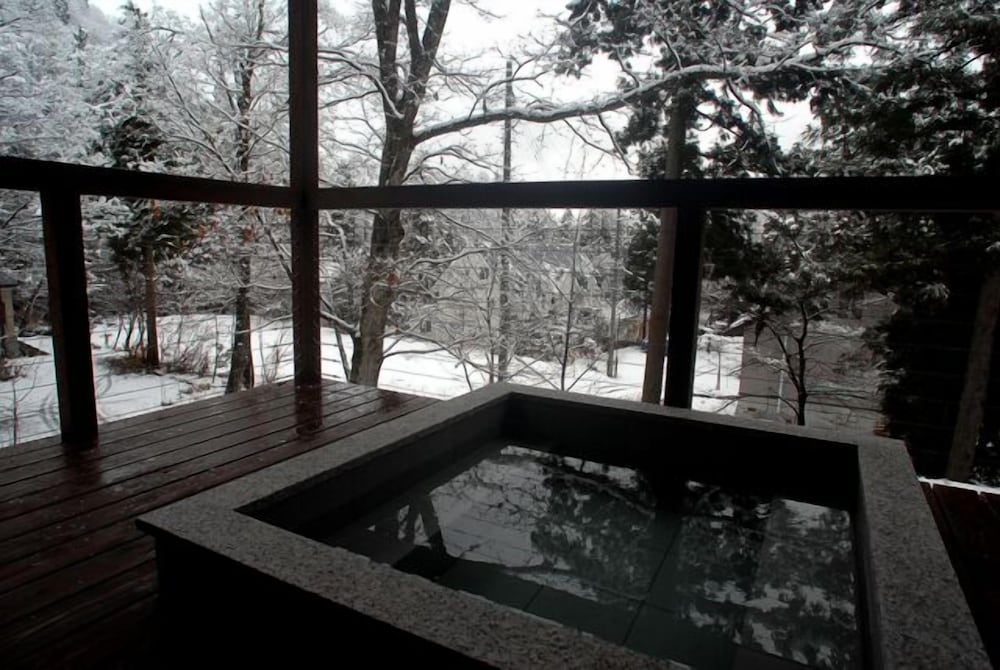 Фото Bears Den Mountain Lodge