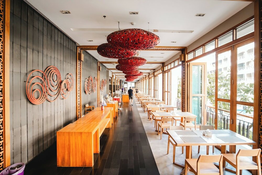 Фото Welcome World Beachfront Resort