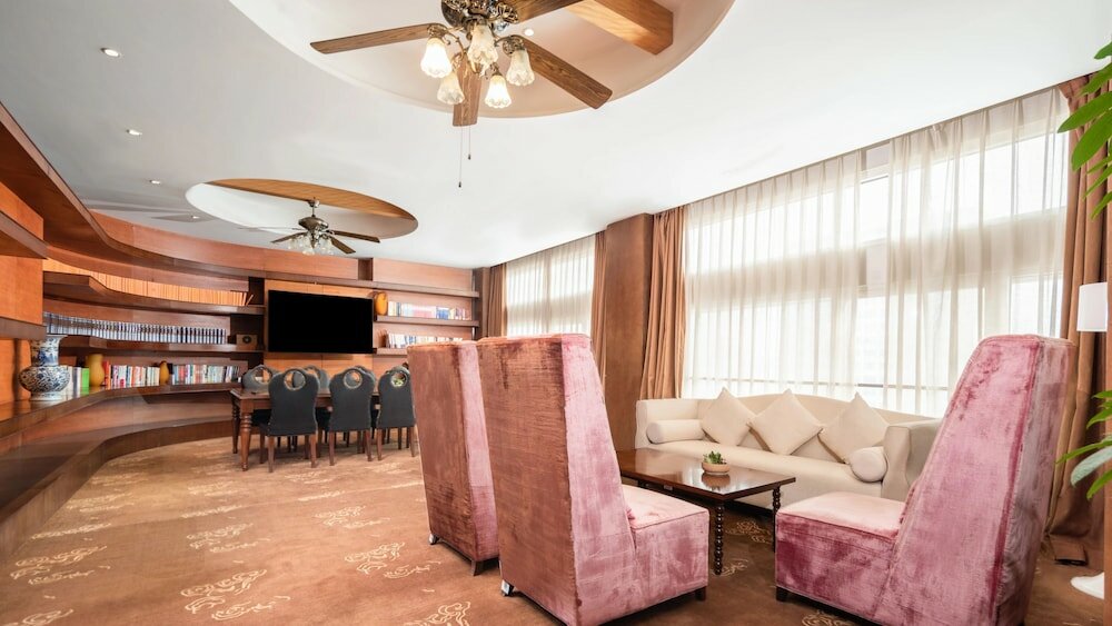 Фото Holiday Inn Shijiazhuang Central