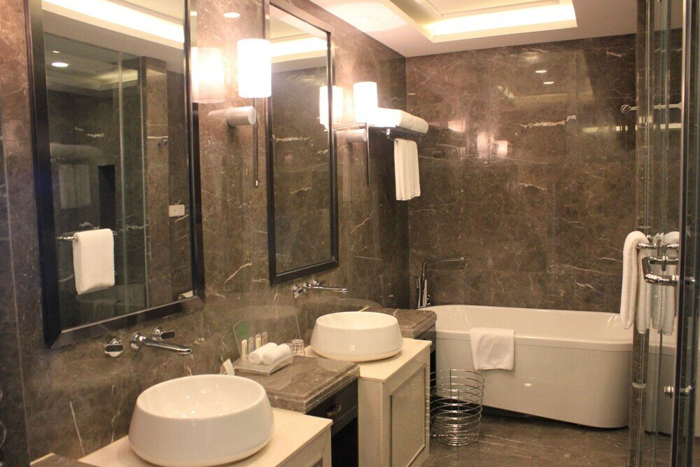 Фото Holiday Inn Shijiazhuang Central