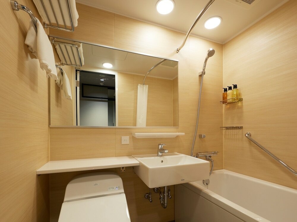 Фото Hotel androoms Shin-Osaka