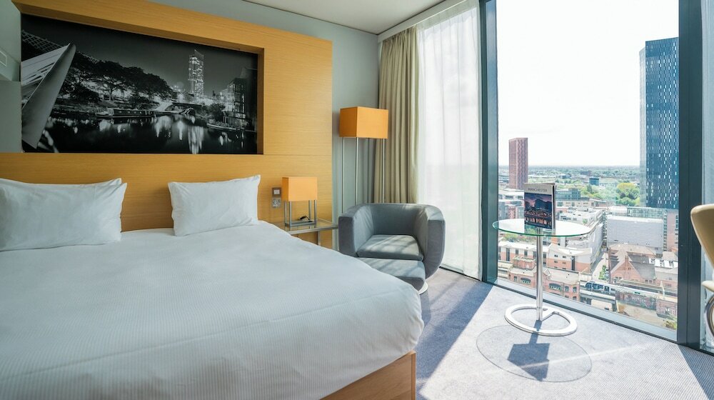 Фото Hilton Manchester Deansgate