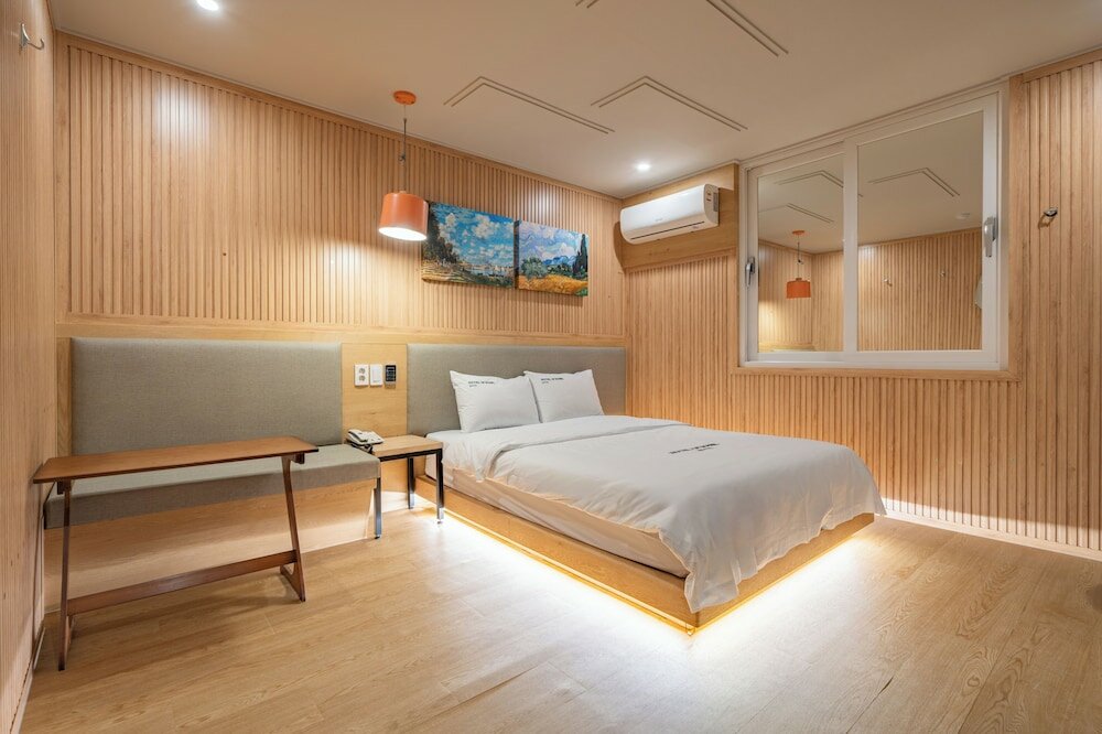 Фото Hotel Yeogiuhtte Gwangju Station