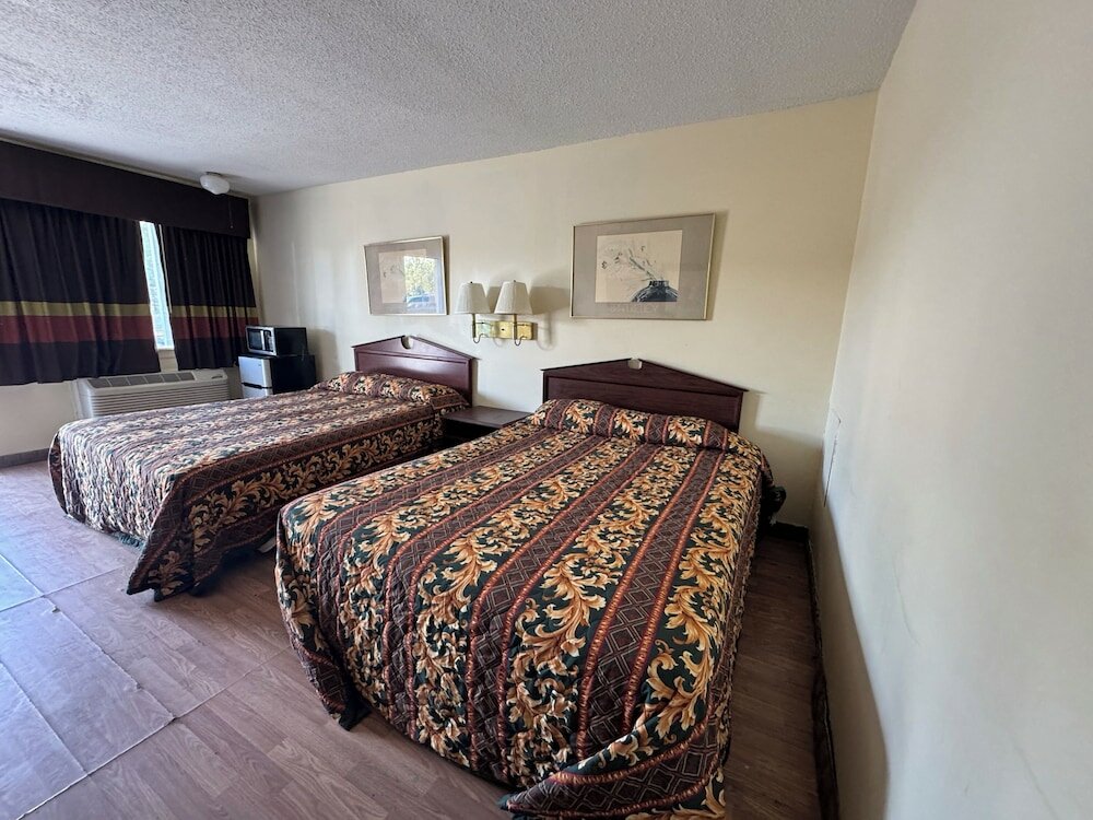 Фото Knights Inn Selma