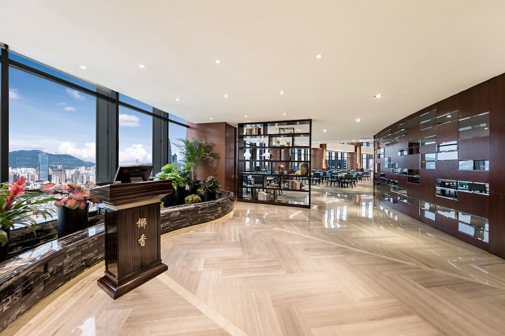 Фото Huaqiang Plaza Hotel Shenzhen