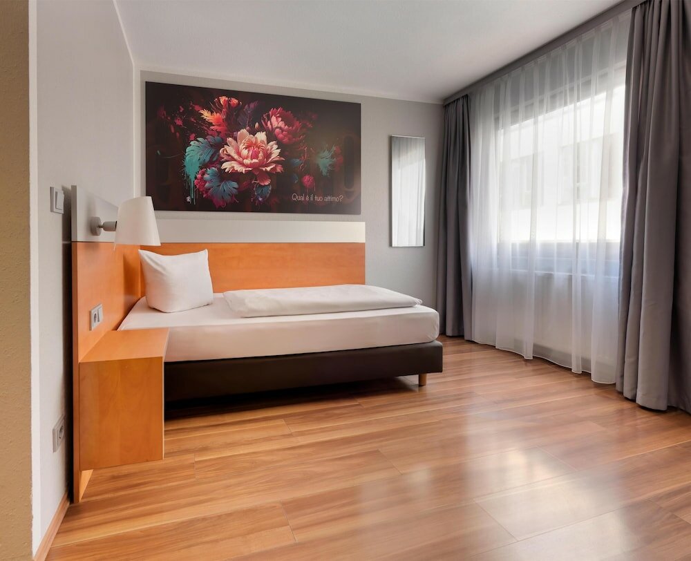 Фото Attimo Hotel Stuttgart