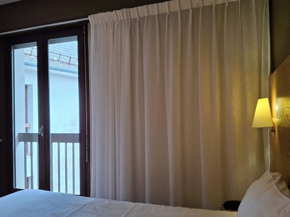 Фото Inter-Hotel De La Tour Maje