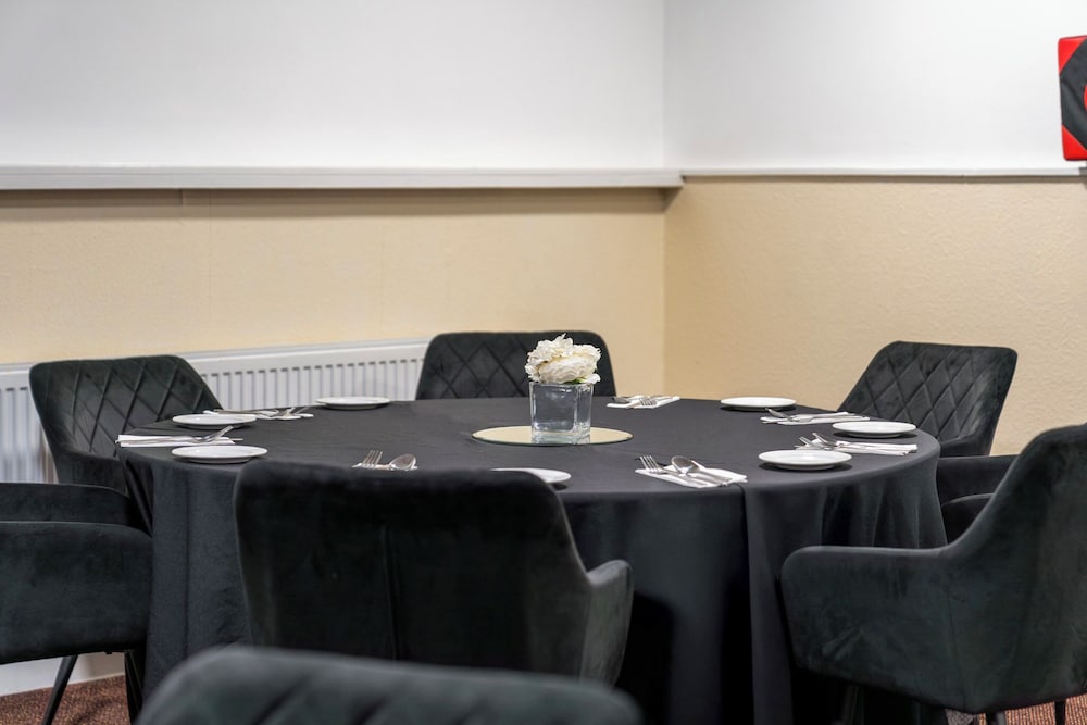 Фото Grand Burstin Hotel Folkestone