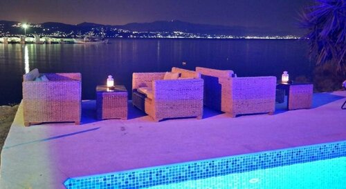 Внешний вид отеля Porto Evia Boutique hotel by Xenia Resorts в Муниципальной единице Амаринтосе, фото 2