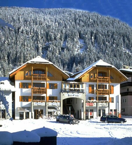 Внешний вид отеля Ferienwohnungen Knaller-Mod в Вайсензем, фото 1