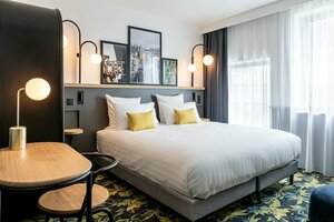 Гостиница Best Western M Treize Paris Asnieres