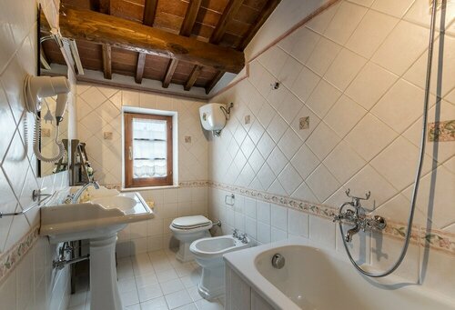 Гостиница Borgo Terrosi в Торрита-ди-Сьена