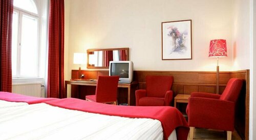 Гостиница Stadt Hotell & Konferens Lidköping в Линчёпинге