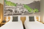 Avenue Hotel