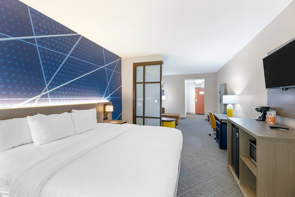 Фото Comfort Suites Pecos