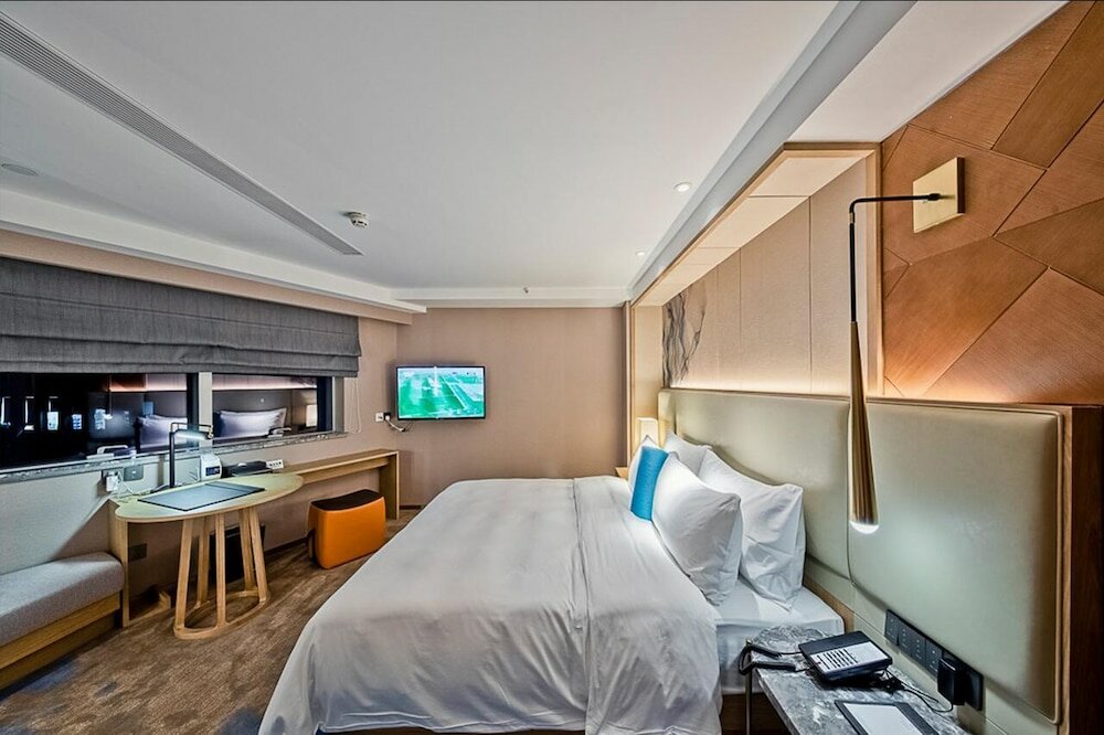 Фото Royce Hotel Shenzhen