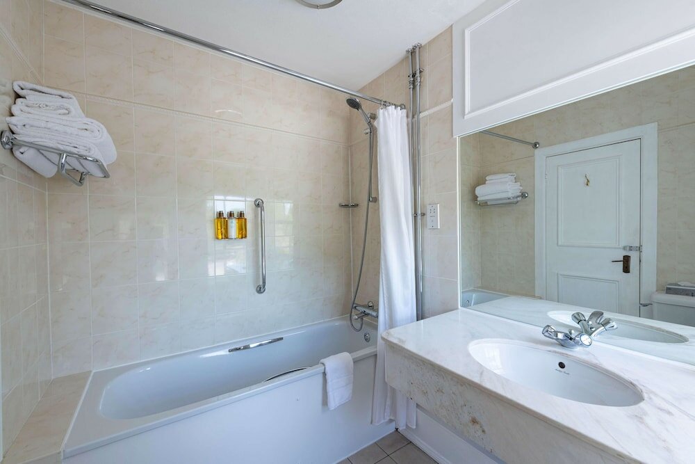 Фото Kingsmills Hotel